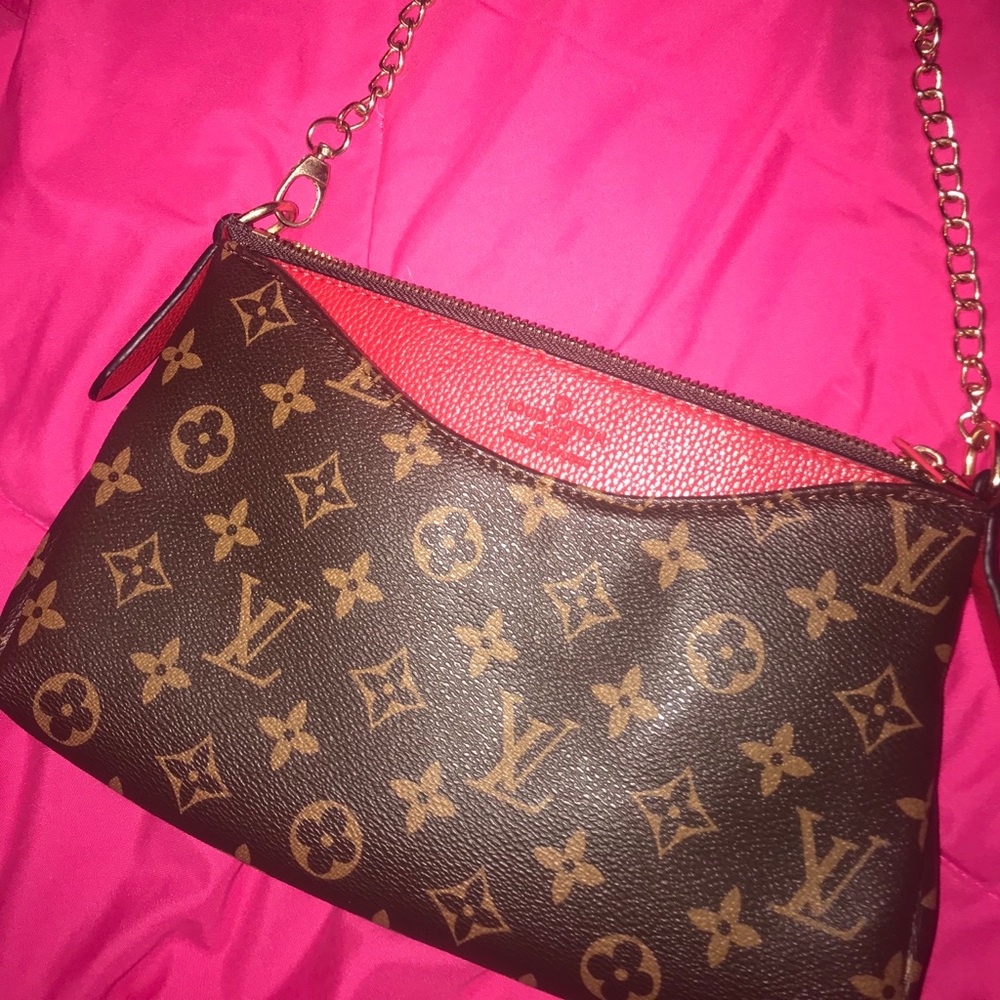 Louis Vuitton purse